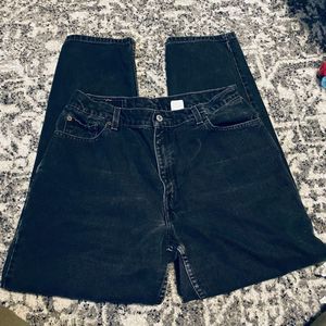 Womens Size 14 Black Levi 550 relaxed fit dark wash Pants